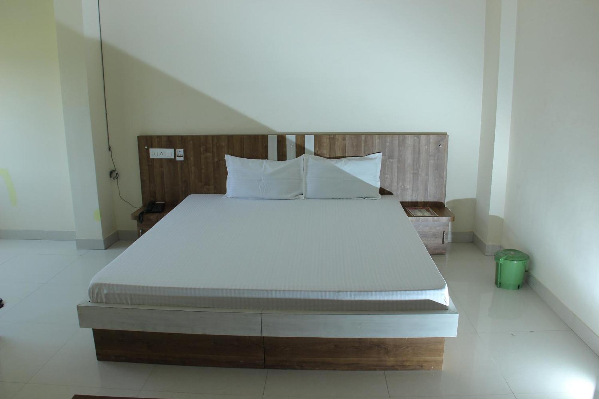 Hotel O Athitya Resort Sikar Exteriér fotografie