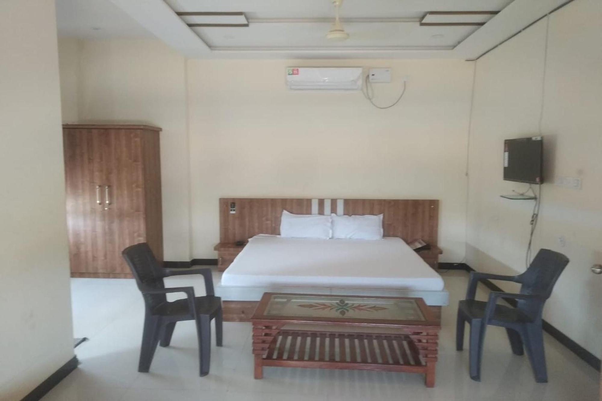 Hotel O Athitya Resort Sikar Exteriér fotografie